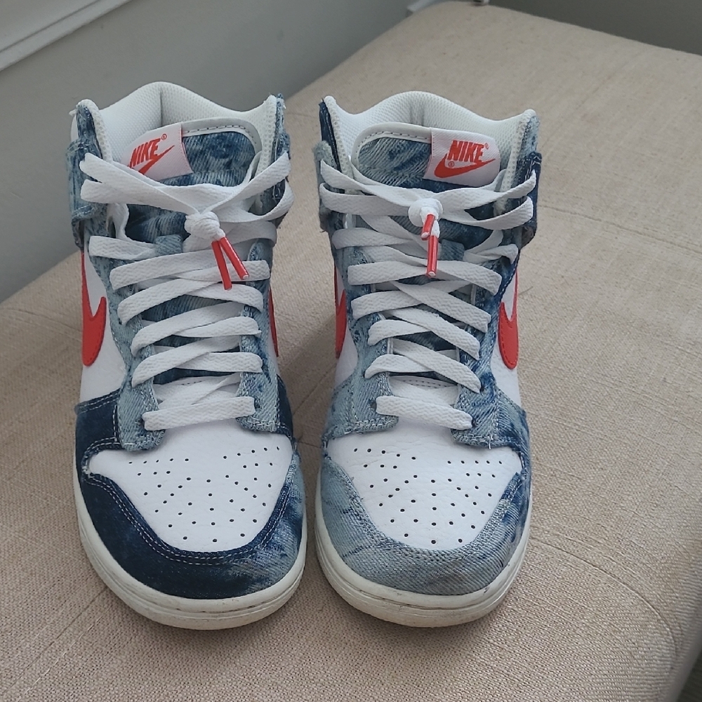 Nike Kids High-Top Sneakers - White and Blue